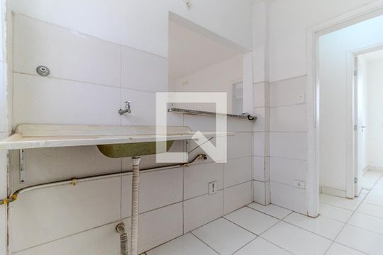 Cozinha de apartamento para alugar com 2 quartos, 50m² em Santa Cecilia, São Paulo