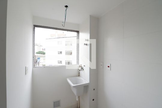 Sala/Cozinha/Área de Serviço de apartamento à venda com 1 quarto, 32m² em Vila Paulicéia, São Paulo