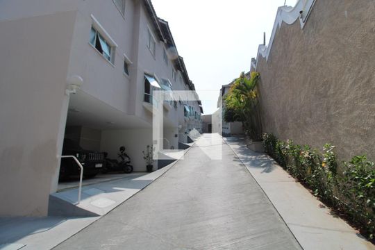Área Comum de casa de condomínio à venda com 3 quartos, 155m² em Santa Teresinha, São Paulo