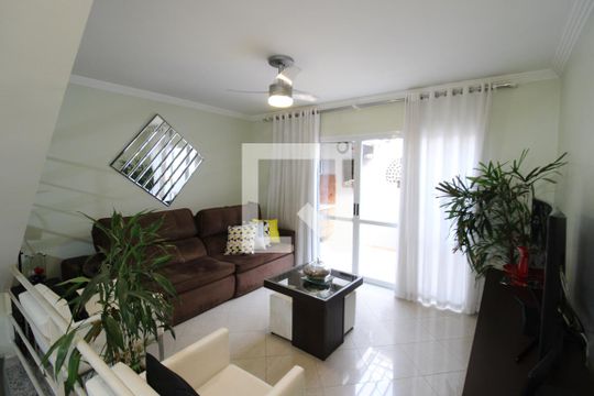 Casa de Condomínio à venda com 3 quartos, 155m² em Santa Teresinha, São Paulo