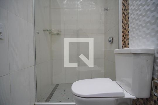 Banheiro 2 de casa à venda com 3 quartos, 220m² em Santo Afonso, Novo Hamburgo