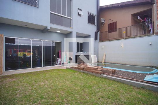 Quintal de casa à venda com 3 quartos, 220m² em Santo Afonso, Novo Hamburgo