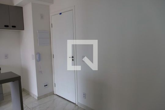 sala de apartamento à venda com 1 quarto, 30m² em Km 18, Osasco