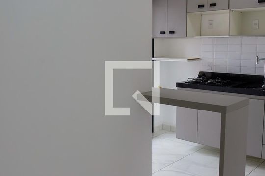 sala de apartamento à venda com 1 quarto, 30m² em Km 18, Osasco