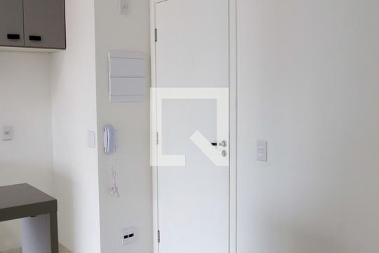 sala de apartamento à venda com 1 quarto, 30m² em Km 18, Osasco