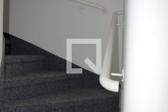 Acesso piso superior de casa à venda com 5 quartos, 140m² em Pompeia, São Paulo