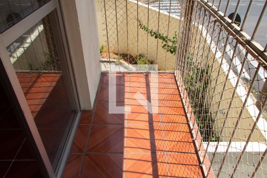 SACADA de apartamento à venda com 2 quartos, 85m² em Vila Itapura, Campinas