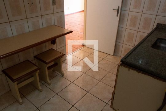 COZINHA de apartamento à venda com 2 quartos, 85m² em Vila Itapura, Campinas
