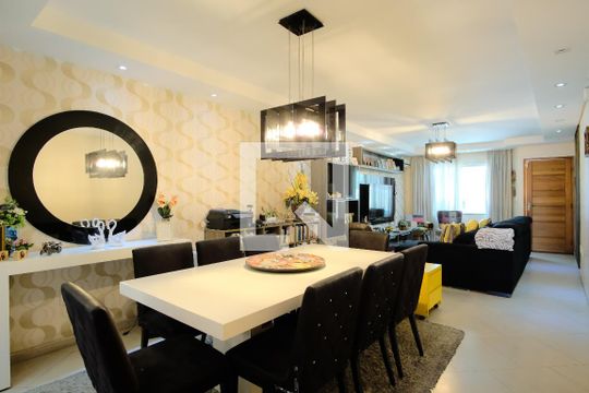 Casa à venda com 3 quartos, 182m² em Vila Talarico, São Paulo
