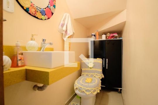 Lavabo da Sala de casa à venda com 3 quartos, 182m² em Vila Talarico, São Paulo
