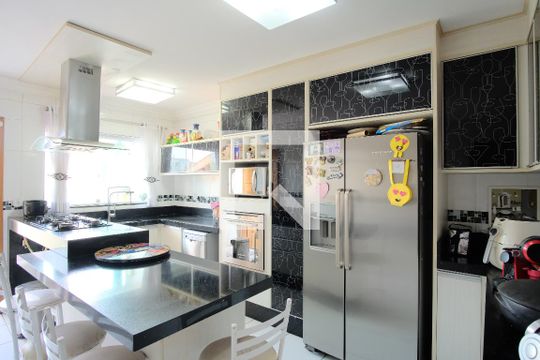 Cozinha de casa à venda com 3 quartos, 182m² em Vila Talarico, São Paulo
