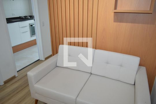 Sala de kitnet/studio para alugar com 1 quarto, 27m² em Vila Dom Pedro I, São Paulo