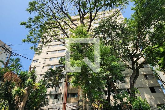 Fachada de apartamento à venda com 3 quartos, 106m² em Vila Olímpia, São Paulo