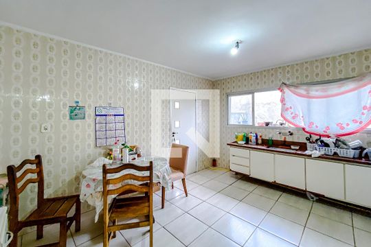 Cozinha de casa à venda com 3 quartos, 230m² em Água Rasa, São Paulo