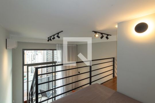 Quarto de apartamento para alugar com 1 quarto, 40m² em Indianópolis, São Paulo