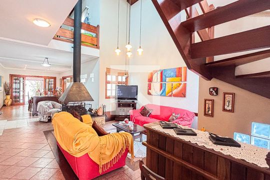 Sala de casa para alugar com 3 quartos, 339m² em Campestre, Santo André