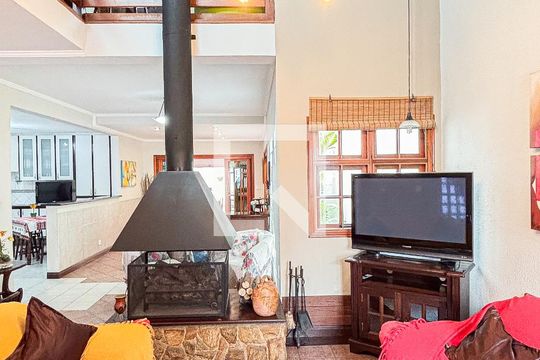 Sala de casa para alugar com 3 quartos, 339m² em Campestre, Santo André