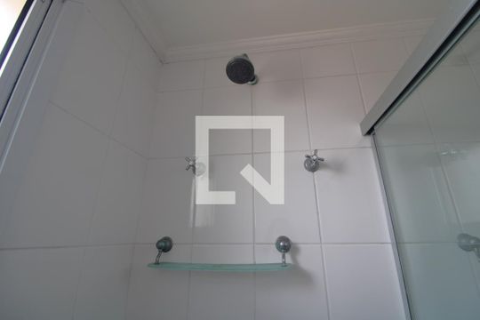 Chuveiro banheiro comum de apartamento à venda com 2 quartos, 65m² em Vila do Castelo, São Paulo