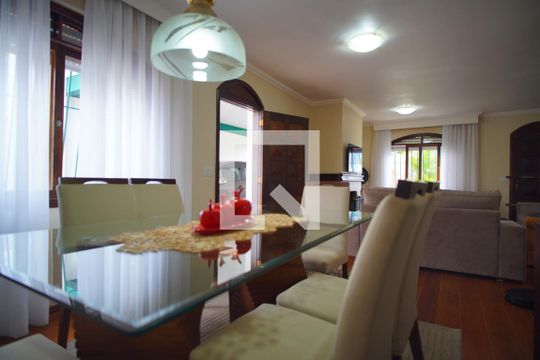 Sala de Jantar de casa à venda com 3 quartos, 180m² em Vila Ipiranga, Porto Alegre