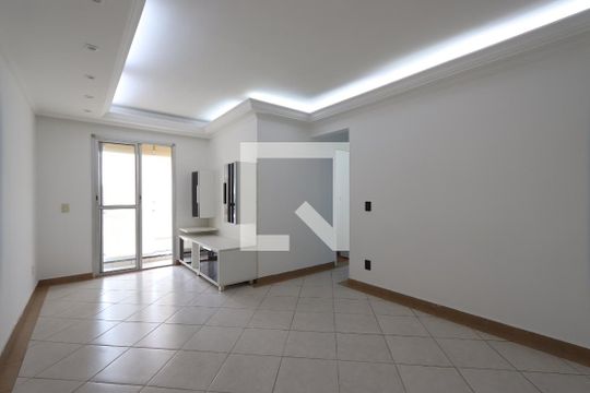Apartamento à venda com 3 quartos, 63m² em Vila Antonieta, São Paulo