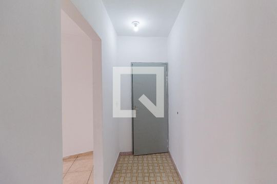 Corredor de casa à venda com 1 quarto, 30m² em Aliança, Osasco