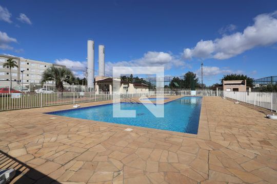 Área comum - Piscina de apartamento para alugar com 2 quartos, 50m² em São José, Canoas