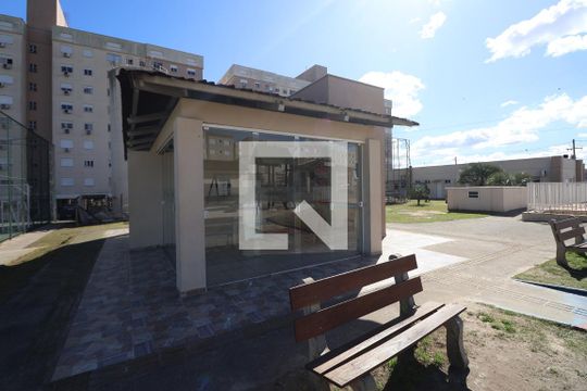 Área comum - Churrasqueira de apartamento para alugar com 2 quartos, 50m² em São José, Canoas