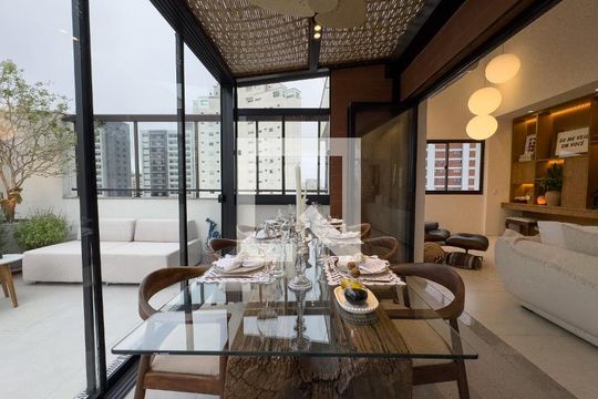 Apartamento à venda com 2 quartos, 180m² em Vila Andrade, São Paulo