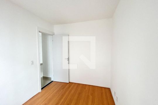 Quarto 2 de apartamento para alugar com 2 quartos, 38m² em Usina Piratininga, São Paulo