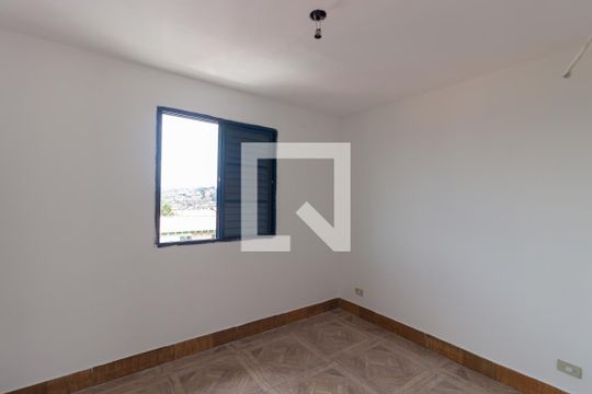 Quarto 2 de apartamento para alugar com 2 quartos, 52m² em Conjunto Residencial José Bonifácio, São Paulo