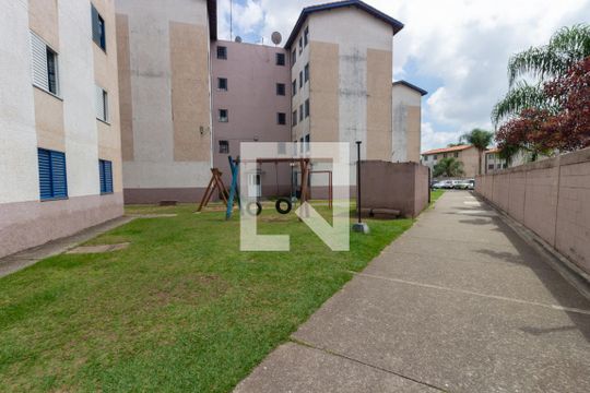 Área comum de apartamento para alugar com 2 quartos, 52m² em Conjunto Residencial José Bonifácio, São Paulo