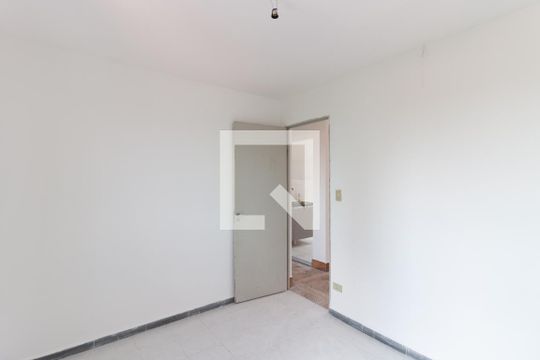 Quarto 1 de apartamento para alugar com 2 quartos, 52m² em Conjunto Residencial José Bonifácio, São Paulo