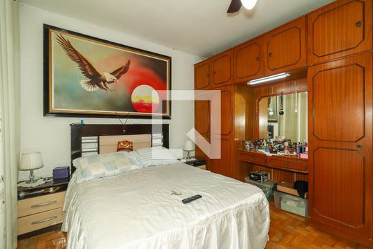 Quarto de casa para alugar com 2 quartos, 150m² em Jardim Carvalho, Porto Alegre