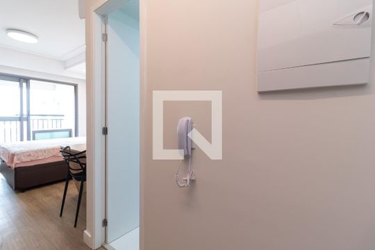 Cozinha de apartamento à venda com 1 quarto, 29m² em Parada Inglesa, São Paulo