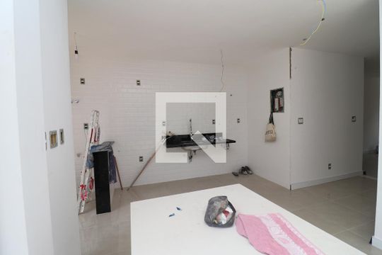 Cozinha de casa à venda com 3 quartos, 250m² em Jardim Guanabara, Rio de Janeiro