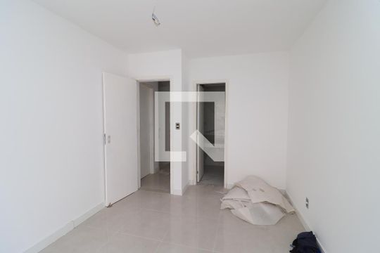 Suíte 1 de casa à venda com 3 quartos, 250m² em Jardim Guanabara, Rio de Janeiro