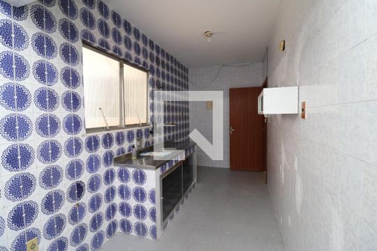 Cozinha de apartamento à venda com 2 quartos, 52m² em Pitangueiras, Rio de Janeiro