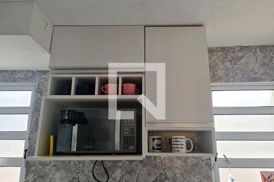 Cozinha de apartamento para alugar com 2 quartos, 42m² em Jardim Presidente Dutra, Guarulhos