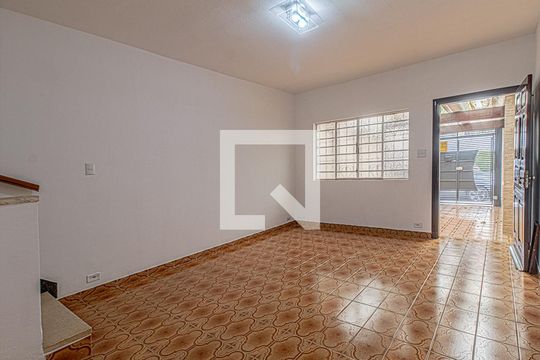 Casa para alugar com 2 quartos, 100m² em Bosque da Saúde, São Paulo