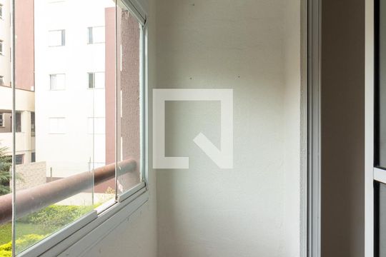 Sacada de apartamento para alugar com 2 quartos, 50m² em Jardim Central, Cotia