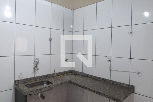 Cozinha de casa de condomínio para alugar com 4 quartos, 120m² em Santa Monica, Belo Horizonte