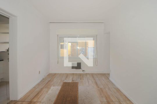Sala de apartamento à venda com 1 quarto, 70m² em São João, Porto Alegre