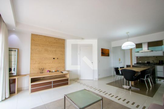 Apartamento para alugar com 2 quartos, 78m² em Vila Assunção, Santo André