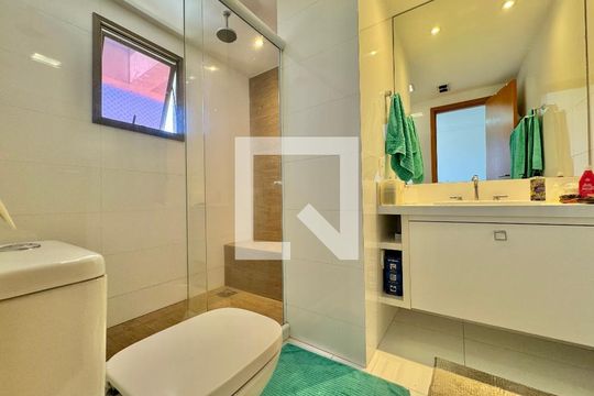 Suíte 1 - Banheiro de apartamento à venda com 3 quartos, 161m² em Recreio dos Bandeirantes, Rio de Janeiro