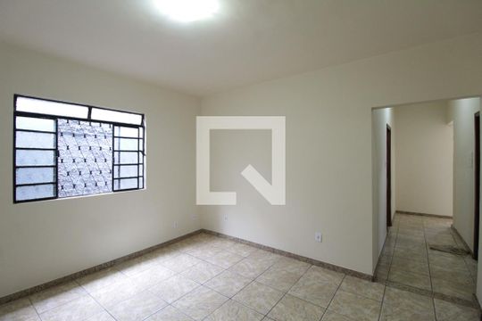 Copa de casa para alugar com 3 quartos, 360m² em Letícia, Belo Horizonte