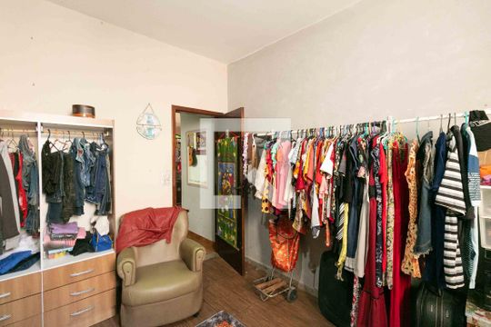 Quarto 1 de casa à venda com 2 quartos, 185m² em Pampulha, Belo Horizonte