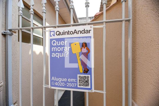 Plaquinha de casa para alugar com 2 quartos, 60m² em Vila Prudente, São Paulo