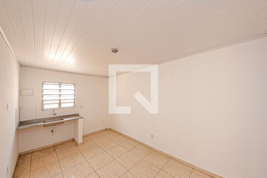 Cozinha de casa para alugar com 2 quartos, 60m² em Vila Prudente, São Paulo