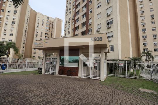 Fachada e portaria de apartamento à venda com 3 quartos, 77m² em Marechal Rondon, Canoas