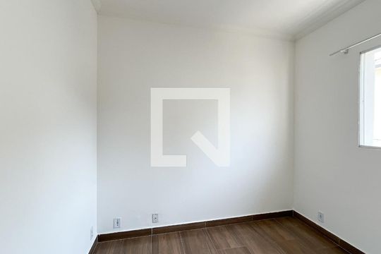 Quarto de kitnet/studio para alugar com 1 quarto, 35m² em Vila dos Remedios, São Paulo